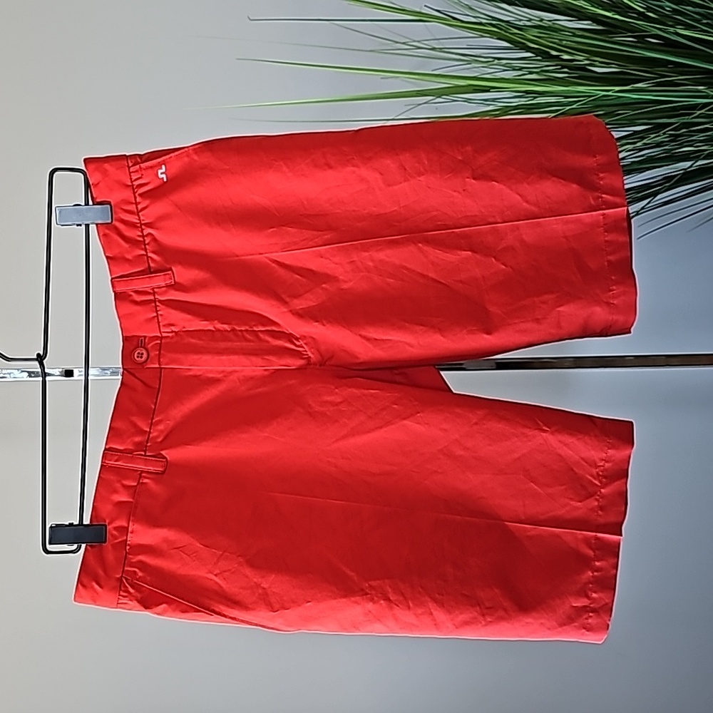 J.Lindeberg Tapered Fit Casual Golf Shorts